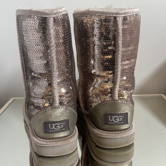 Ugg Australia silver metallic sparkly limited edition sequined boots - Picture 2 of 10